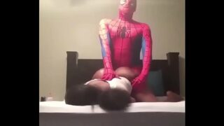 El hombre araña porno