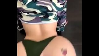 Porno tatuada