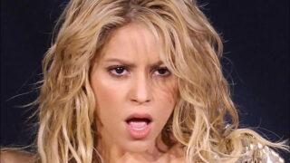 Shakira encuerada